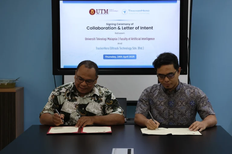 TrackerHero dan Fakulti Kepintaran Buatan UTM Menandatangani MoU