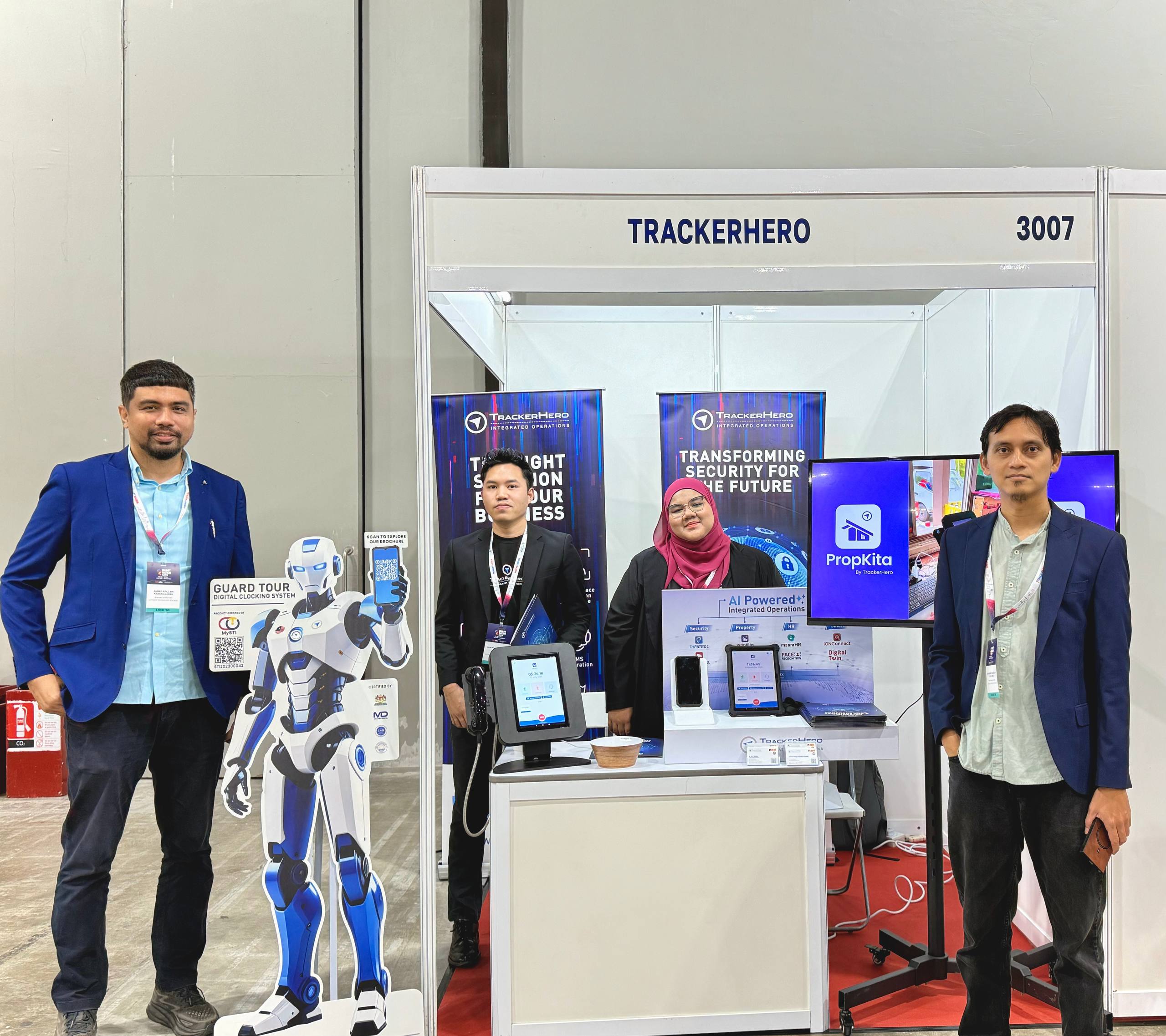 Memacu Masa Depan yang Lebih Pintar: TrackerHero di Smart Nation Expo 2025
